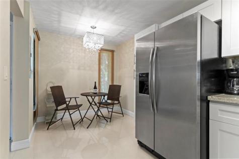 16 Royal Palm Way Boca Raton FL 33432