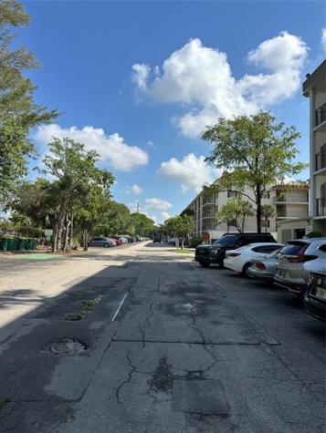 2998 NW 48th Terrace Lauderdale Lakes FL 33313