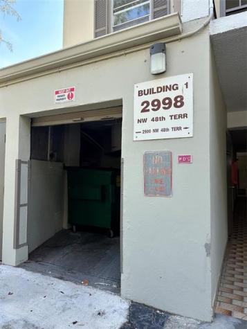 2998 NW 48th Terrace Lauderdale Lakes FL 33313