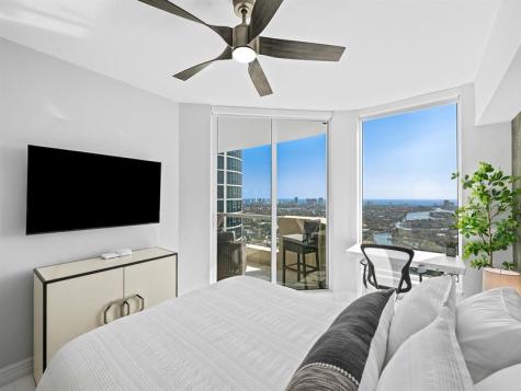 411 N New River Drive Fort Lauderdale FL 33301