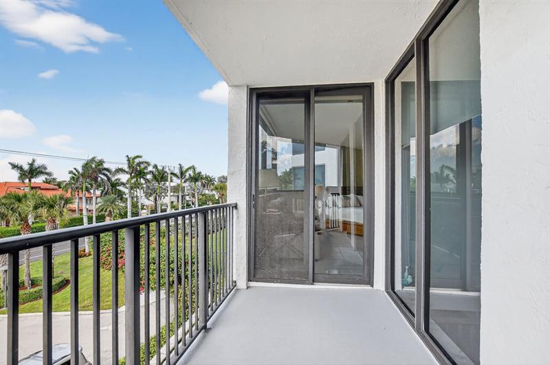 2575 S Ocean Boulevard Highland Beach FL 33487