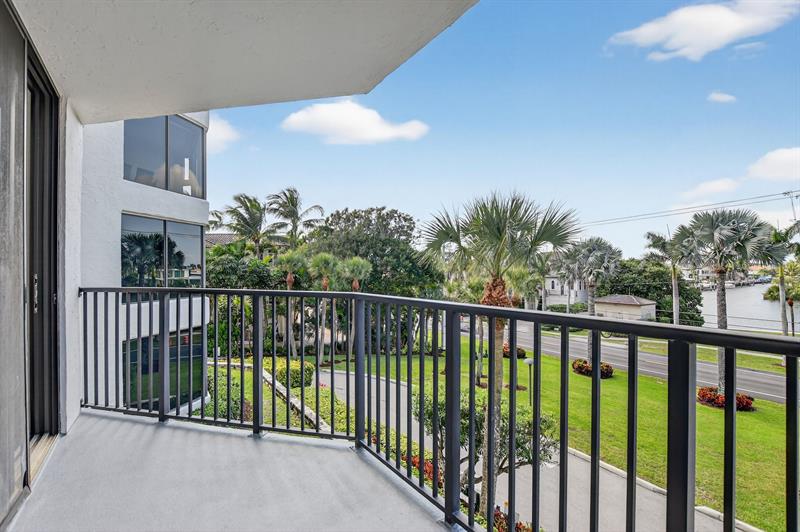 2575 S Ocean Boulevard Highland Beach FL 33487