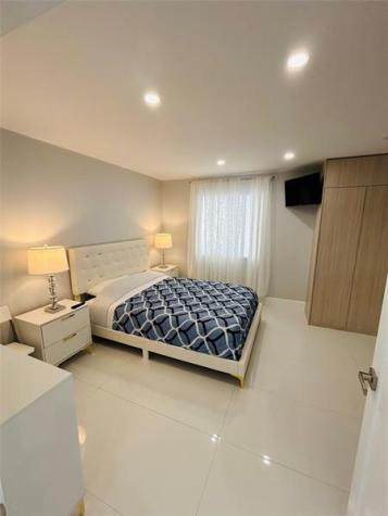 3725 S Ocean Drive Hollywood FL 33019