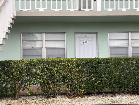 102 Somerset F West Palm Beach FL 33417