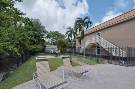 9 NE 19th Court Wilton Manors FL 33305