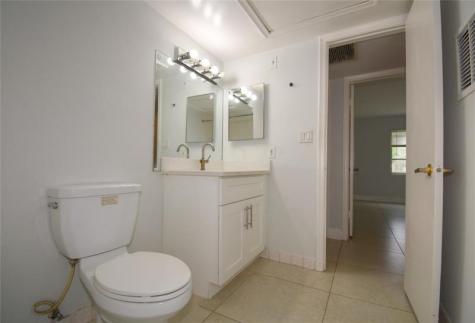 9 NE 19th Court Wilton Manors FL 33305