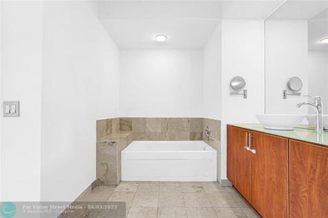 315 NE 3rd Avenue Fort Lauderdale FL 33301