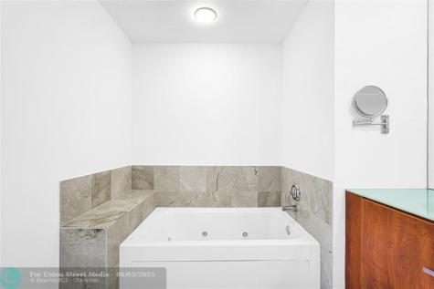315 NE 3rd Avenue Fort Lauderdale FL 33301