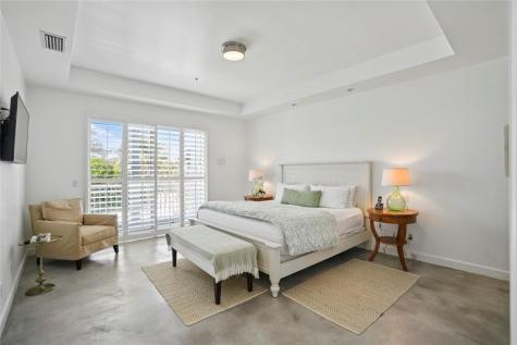 347 Oak Street Hollywood FL 33019