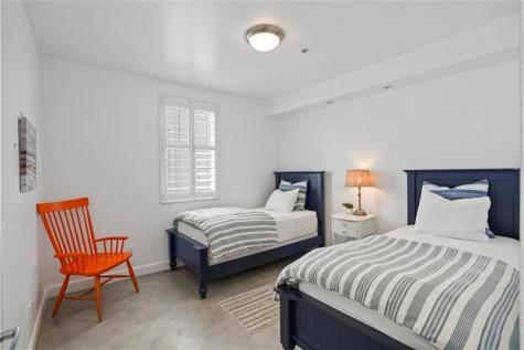 347 Oak Street Hollywood FL 33019