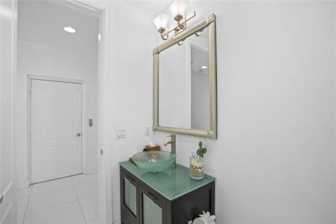 347 Oak Street Hollywood FL 33019