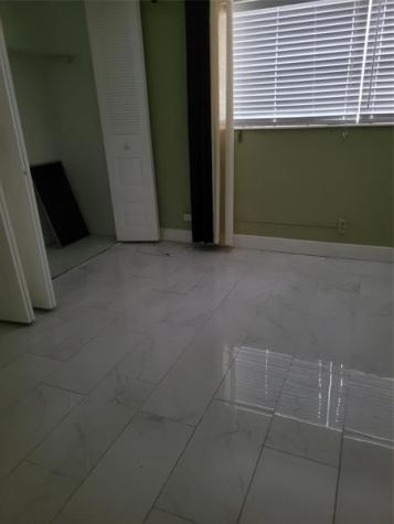 4805 NW 35th Street Lauderdale Lakes FL 33319