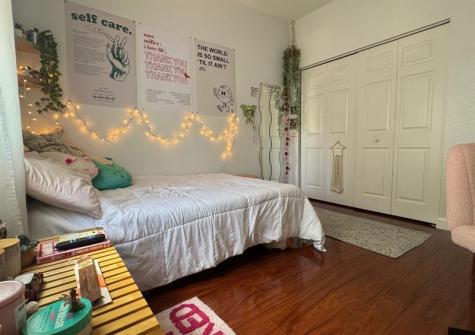 1041 NE 208th Street Miami FL 33179