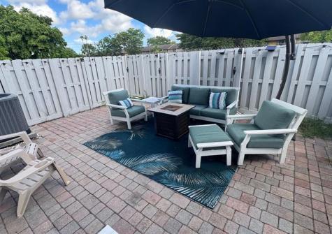 1041 NE 208th Street Miami FL 33179