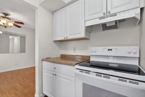 2115 NE 42nd Court Lighthouse Point FL 33064