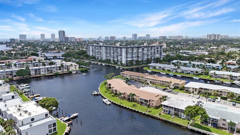 701 SE 7th Avenue Pompano Beach FL 33060