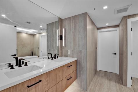520 E Brickell Key Drive Unit Bh25 Miami FL 33131