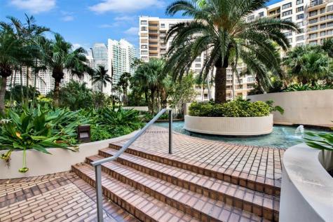 520 E Brickell Key Drive Unit Bh25 Miami FL 33131