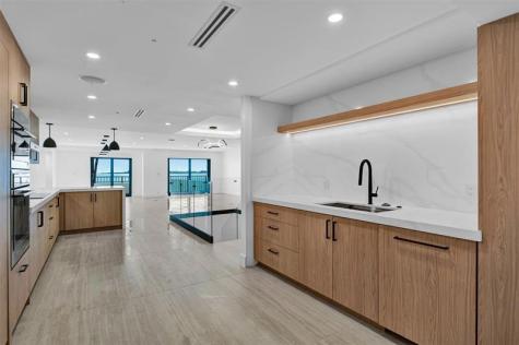 520 E Brickell Key Drive Unit Bh25 Miami FL 33131
