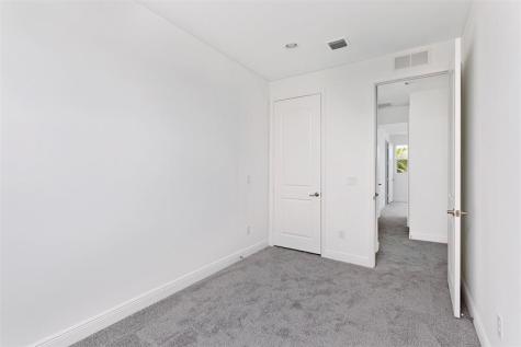 6937 Pines Circle Coconut Creek FL 33073