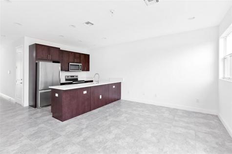 6937 Pines Circle Coconut Creek FL 33073