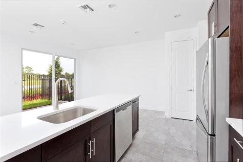 6937 Pines Circle Coconut Creek FL 33073