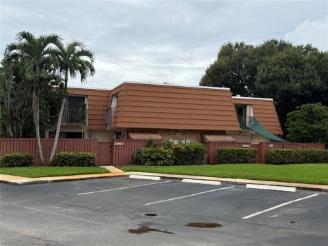 2962 Waterford Drive Deerfield Beach FL 33442