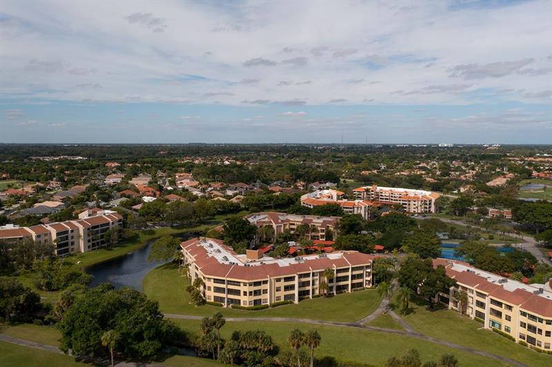 7520 La Paz Court Boca Raton FL 33433
