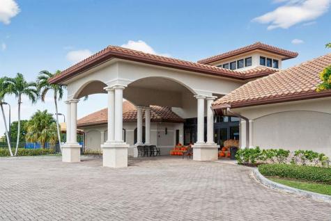 7520 La Paz Court Boca Raton FL 33433