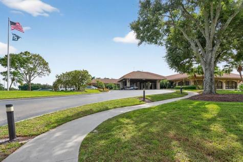 7520 La Paz Court Boca Raton FL 33433