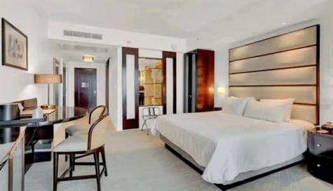 4391 Collins Avenue Miami Beach FL 33140