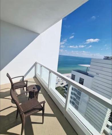 4391 Collins Avenue Miami Beach FL 33140