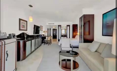 4391 Collins Avenue Miami Beach FL 33140