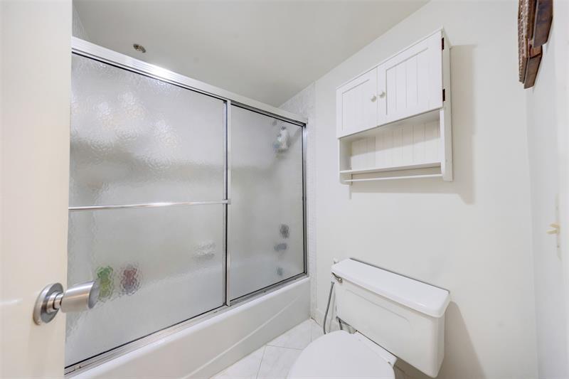 905 Cypress Terrace Pompano Beach FL 33069