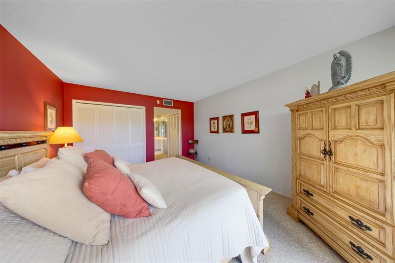 905 Cypress Terrace Pompano Beach FL 33069