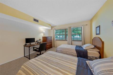 905 Cypress Terrace Pompano Beach FL 33069