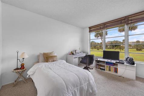905 Cypress Terrace Pompano Beach FL 33069