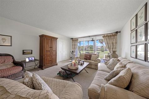 905 Cypress Terrace Pompano Beach FL 33069