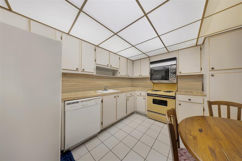 905 Cypress Terrace Pompano Beach FL 33069