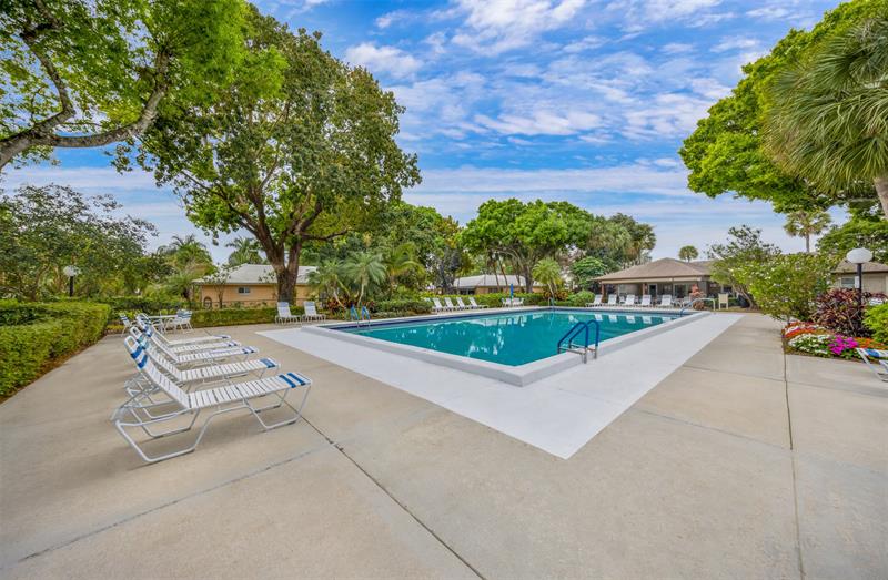 905 Cypress Terrace Pompano Beach FL 33069