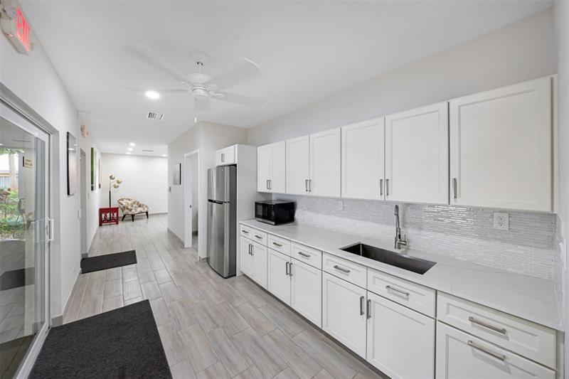 905 Cypress Terrace Pompano Beach FL 33069