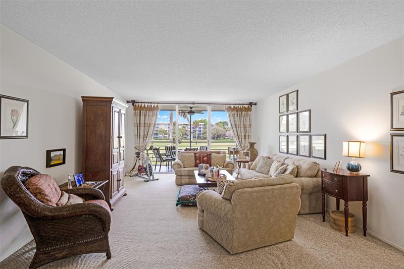 905 Cypress Terrace Pompano Beach FL 33069