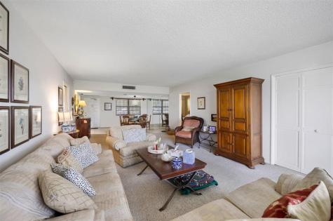 905 Cypress Terrace Pompano Beach FL 33069