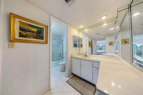 905 Cypress Terrace Pompano Beach FL 33069