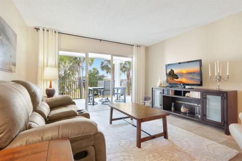 4040 Crystal Lake Drive Deerfield Beach FL 33064