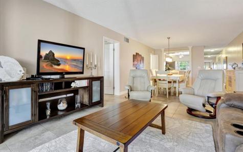 4040 Crystal Lake Drive Deerfield Beach FL 33064