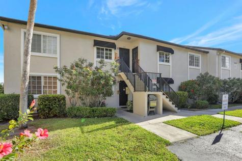 4040 Crystal Lake Drive Deerfield Beach FL 33064