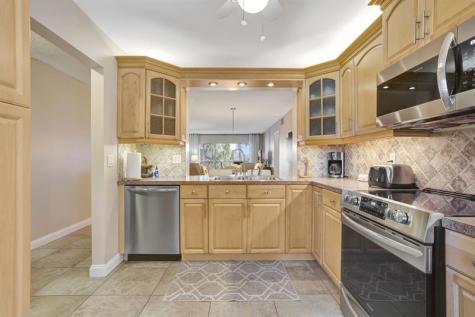 4040 Crystal Lake Drive Deerfield Beach FL 33064