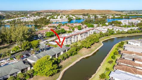 4040 Crystal Lake Drive Deerfield Beach FL 33064