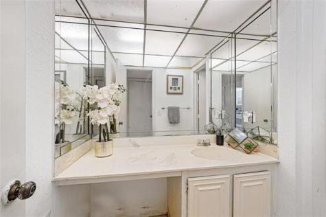 2710 Riverside Drive Coral Springs FL 33065